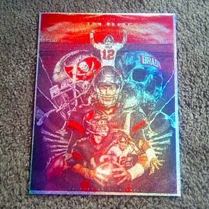 TOM BRADY HOLO TAMPA BAY BUCCANEERS PICTURE 8 IN HALF BY 11 & CARD